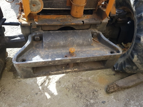 Massey Ferguson 5455, 5445, 5612, 5712, 5713 Front Weight Carrier 4270492m1 - Gegengewicht: das Bild 1 Massey Ferguson 5455, 5445, 5612, 5712, 5713 Front Weight Carrier 4270492m1 - Gegengewicht: das Bild 1