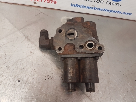Massey Ferguson 5455 Hydraulic Pressure Valve Body 3794879m3 - Hydraulik ventil für Traktor: das Bild 3 Massey Ferguson 5455 Hydraulic Pressure Valve Body 3794879m3 - Hydraulik ventil für Traktor: das Bild 3