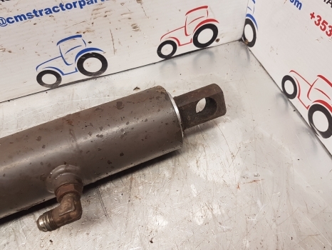 Massey Ferguson 6100, 6200 Ser. 6160 Hydraulic Lift Assistor Cylinder 3617433m91 - Hydraulikzylinder für Traktor: das Bild 3 Massey Ferguson 6100, 6200 Ser. 6160 Hydraulic Lift Assistor Cylinder 3617433m91 - Hydraulikzylinder für Traktor: das Bild 3