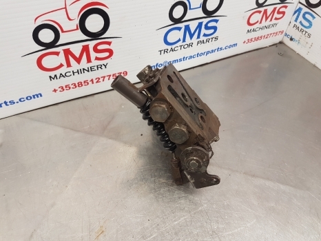 Massey Ferguson 675, 399, 372n, 375, 4225, 4255 Hydraulic Valve Assy 1679099m95 - Hydraulik ventil für Traktor: das Bild 4 Massey Ferguson 675, 399, 372n, 375, 4225, 4255 Hydraulic Valve Assy 1679099m95 - Hydraulik ventil für Traktor: das Bild 4
