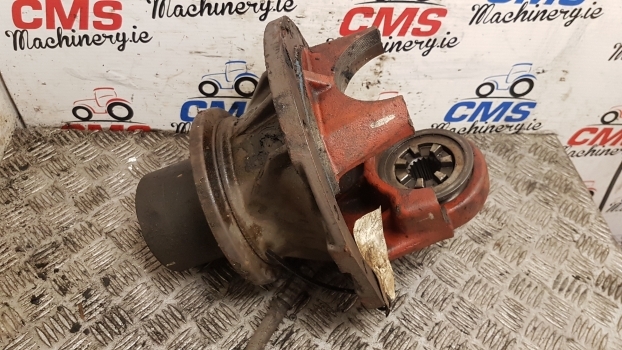 Massey Ferguson 8150, 8160 Front Axle Differential Housing Support 3429929m93 - Differenzial Getriebe für Traktor: das Bild 1 Massey Ferguson 8150, 8160 Front Axle Differential Housing Support 3429929m93 - Differenzial Getriebe für Traktor: das Bild 1