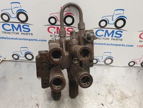 Massey Ferguson Hydraulic Spool Valves 3616205m91, 3582523m1, 3582517m1 - Hydraulik ventil für Traktor: das Bild 1 Massey Ferguson Hydraulic Spool Valves 3616205m91, 3582523m1, 3582517m1 - Hydraulik ventil für Traktor: das Bild 1