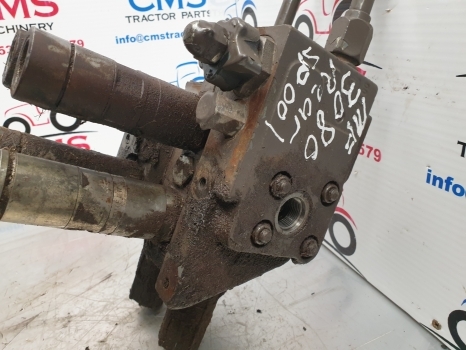 Massey Ferguson Hydraulic Spool Valves 3616205m91, 3582523m1, 3582517m1 - Hydraulik ventil für Traktor: das Bild 4 Massey Ferguson Hydraulic Spool Valves 3616205m91, 3582523m1, 3582517m1 - Hydraulik ventil für Traktor: das Bild 4