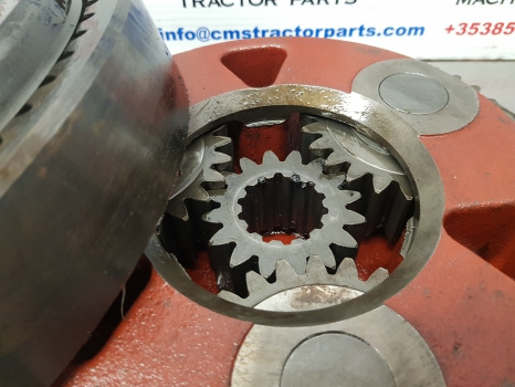 Vorderachse New Holland 60, M, Case Fiat Front Axle Hub Support Carrier Assy 5181055: das Bild 7