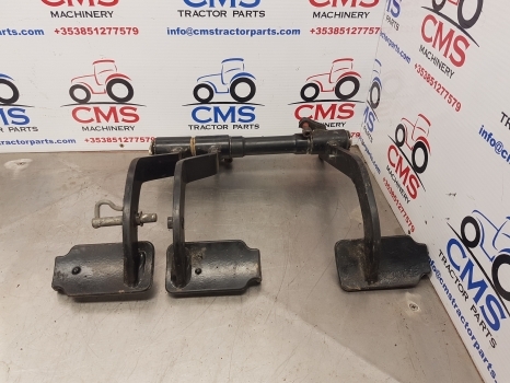New Holland Brake, Clutch Pedal Kit 87547108, 87547109, 87566904 - Pedal für Traktor: das Bild 2 New Holland Brake, Clutch Pedal Kit 87547108, 87547109, 87566904 - Pedal für Traktor: das Bild 2