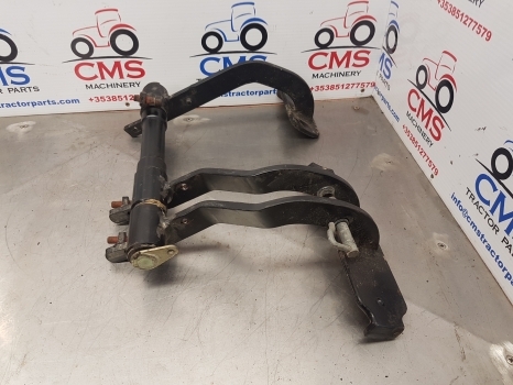 New Holland Brake, Clutch Pedal Kit 87547108, 87547109, 87566904 - Pedal für Traktor: das Bild 3 New Holland Brake, Clutch Pedal Kit 87547108, 87547109, 87566904 - Pedal für Traktor: das Bild 3