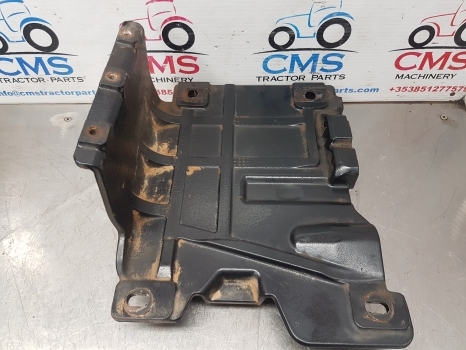 New Holland Case T5.95, T5.75, T5.115 Muffler Support 84600908, 84528662 - Schalldämpfer für Traktor: das Bild 3 New Holland Case T5.95, T5.75, T5.115 Muffler Support 84600908, 84528662 - Schalldämpfer für Traktor: das Bild 3