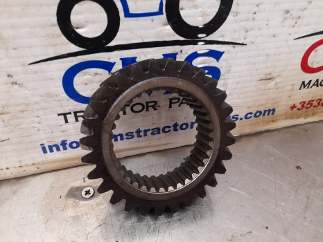 New Holland Case T7, Puma Series T7.190, T7.200, T7.225 Pto Gear Z28 87472074 - Transmission: das Bild 2 New Holland Case T7, Puma Series T7.190, T7.200, T7.225 Pto Gear Z28 87472074 - Transmission: das Bild 2
