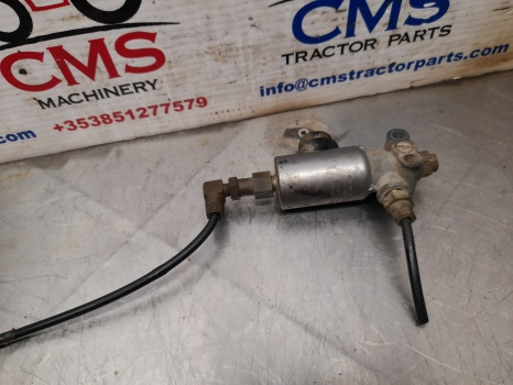 New Holland Case T7, Tm, 60, Puma, Mxu Ser Valve 4721737010, 82006252, 84359255 - Bremsteile: das Bild 3 New Holland Case T7, Tm, 60, Puma, Mxu Ser Valve 4721737010, 82006252, 84359255 - Bremsteile: das Bild 3