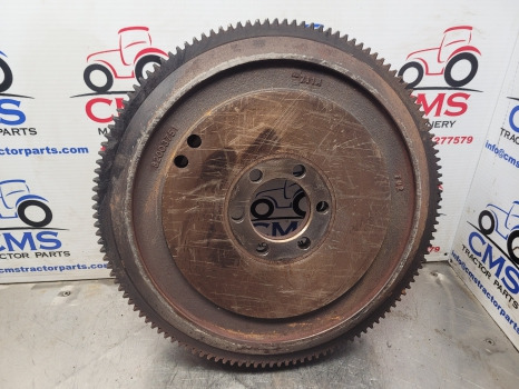 New Holland Case Tm, Mxm Ser Tm155 Flywheel Assy 82003751, 82001276, 82003745 - Schwungscheibe: das Bild 1 New Holland Case Tm, Mxm Ser Tm155 Flywheel Assy 82003751, 82001276, 82003745 - Schwungscheibe: das Bild 1