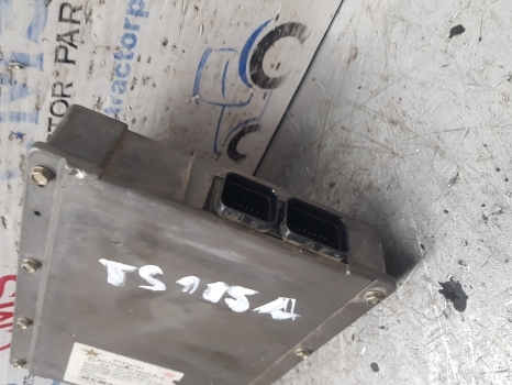New Holland Case Tsa, Mxu Series Tranmission Control Edc Ecu 87314121, 51562982 - Steuergerät für Traktor: das Bild 4 New Holland Case Tsa, Mxu Series Tranmission Control Edc Ecu 87314121, 51562982 - Steuergerät für Traktor: das Bild 4
