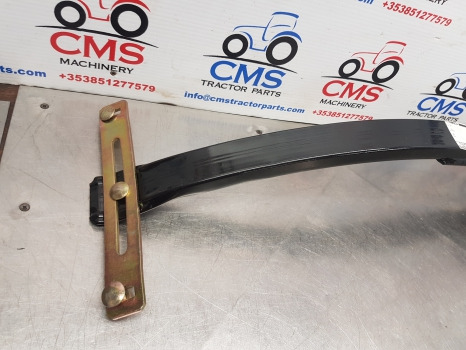 New Holland Fiat Tsa115, Tsa Series, Front Mudguard Support Lhs 82842819 - Vorderachse: das Bild 4 New Holland Fiat Tsa115, Tsa Series, Front Mudguard Support Lhs 82842819 - Vorderachse: das Bild 4