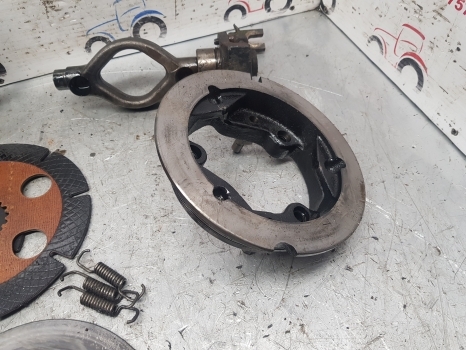Bremsscheibe für Teleskoplader New Holland Lm435a Dana Spicer Brake Actuator Disc Kit 112.07.610.02;  85813919: das Bild 8