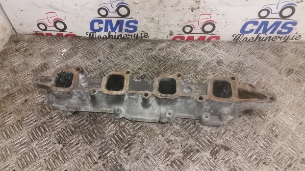 New Holland T5.100, T5.110, T5.120 Engine Air Intake Manifold Spacer 5801701355 - Ansaugkrümmer für Traktor: das Bild 2 New Holland T5.100, T5.110, T5.120 Engine Air Intake Manifold Spacer 5801701355 - Ansaugkrümmer für Traktor: das Bild 2