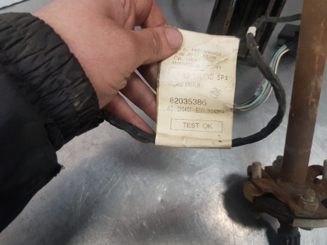 New Holland T7040, T7000, T6000 Steering Column 87568239, 87330391 - Lenkung: das Bild 5 New Holland T7040, T7000, T6000 Steering Column 87568239, 87330391 - Lenkung: das Bild 5