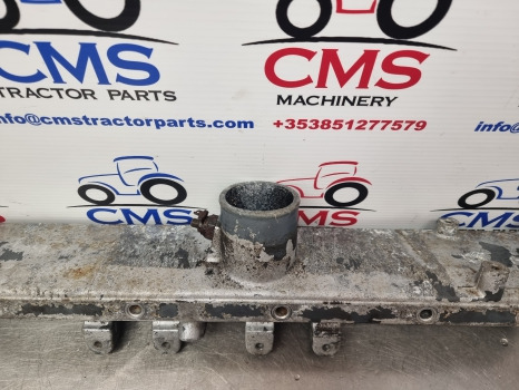 New Holland Tm135, Tm125, Case Mxm Engine Inlet Manifold 87801839, 87800492 - Luftansaugsystem: das Bild 4 New Holland Tm135, Tm125, Case Mxm Engine Inlet Manifold 87801839, 87800492 - Luftansaugsystem: das Bild 4