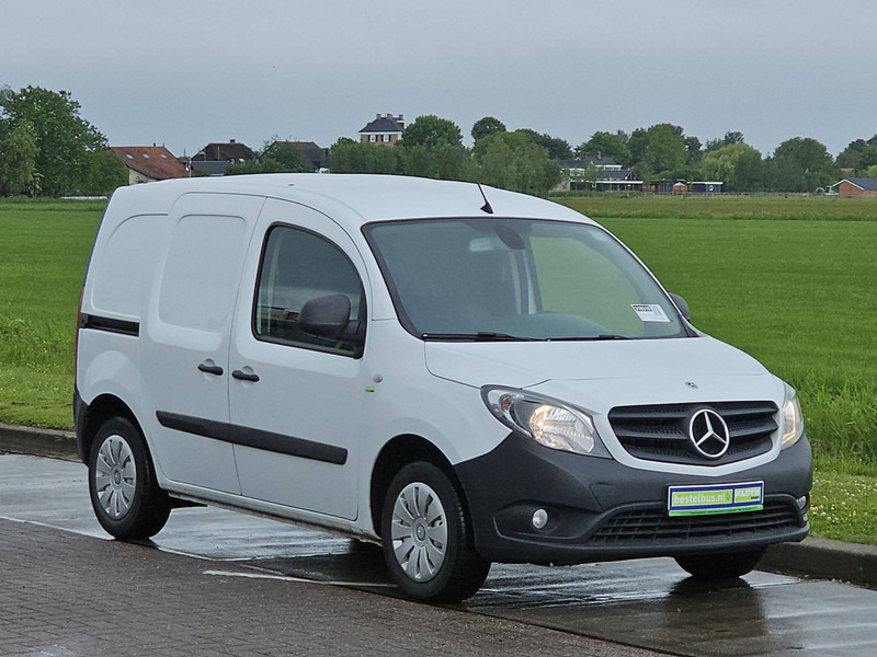 Mercedes-Benz Citan 109 CDI LONG PRO - Koffer Transporter: das Bild 4 Mercedes-Benz Citan 109 CDI LONG PRO - Koffer Transporter: das Bild 4