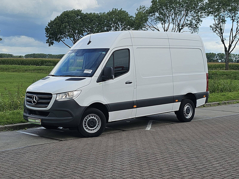 Mercedes-Benz Sprinter 317 ac automaat EURO6 - Kastenwagen: das Bild 2 Mercedes-Benz Sprinter 317 ac automaat EURO6 - Kastenwagen: das Bild 2