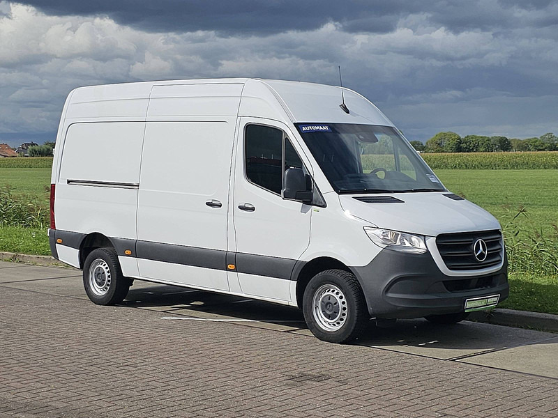 Mercedes-Benz Sprinter 317 ac automaat EURO6 - Kastenwagen: das Bild 4 Mercedes-Benz Sprinter 317 ac automaat EURO6 - Kastenwagen: das Bild 4