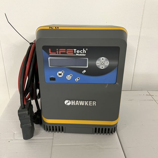 Hawker CC210X | Life Tech 24V49A sn. PBA106082 160A Rema battery connector Life Tech 24V49A sn. PBA106082 160A Rema battery connector - Batterie für Flurförderzeug: das Bild 1 Hawker CC210X | Life Tech 24V49A sn. PBA106082 160A Rema battery connector Life Tech 24V49A sn. PBA106082 160A Rema battery connector - Batterie für Flurförderzeug: das Bild 1