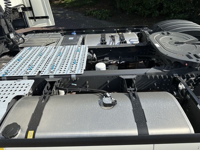 Volvo Volvo FH 500 4x2 ACC I-PARK COOL NEW MODEL FH 500 4x2 - Sattelzugmaschine: das Bild 5 Volvo Volvo FH 500 4x2 ACC I-PARK COOL NEW MODEL FH 500 4x2 - Sattelzugmaschine: das Bild 5