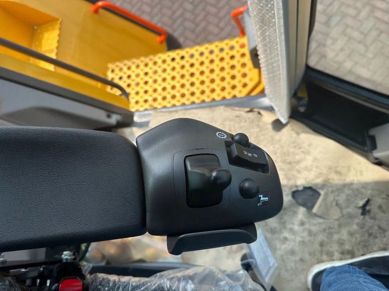 Radlader, Zustand - NEU Volvo L260 H UNUSED: das Bild 18