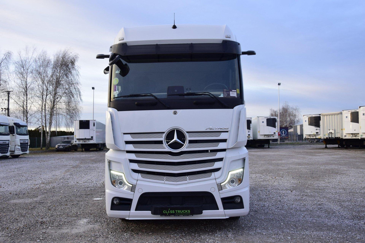 Mercedes-Benz Actros 5 1845 BigSpace - Sattelzugmaschine: das Bild 2 Mercedes-Benz Actros 5 1845 BigSpace - Sattelzugmaschine: das Bild 2