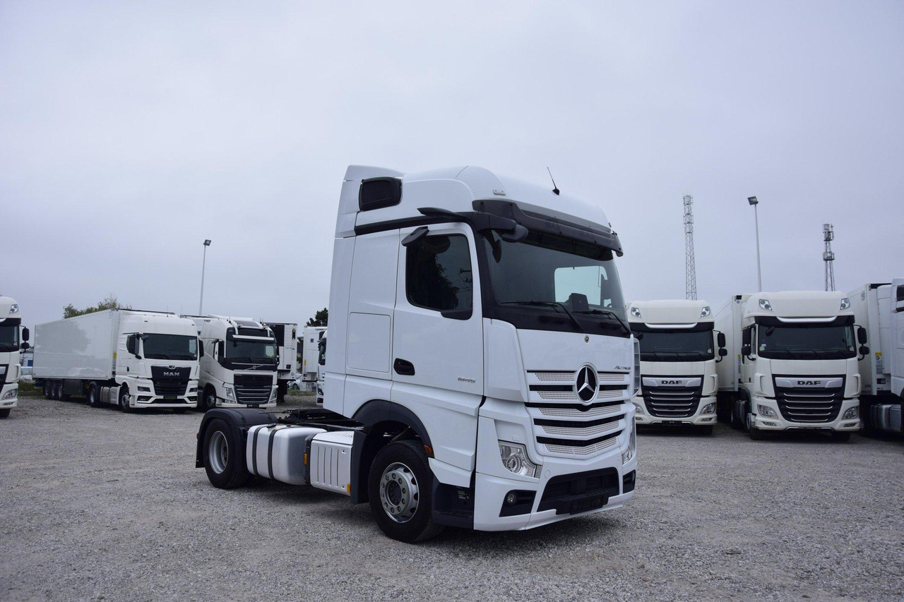 Mercedes-Benz Actros 5 1845 BigSpace - Sattelzugmaschine: das Bild 3 Mercedes-Benz Actros 5 1845 BigSpace - Sattelzugmaschine: das Bild 3