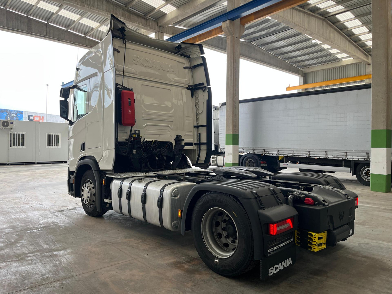 Scania R450 CR20H Retarder - Sattelzugmaschine: das Bild 4 Scania R450 CR20H Retarder - Sattelzugmaschine: das Bild 4