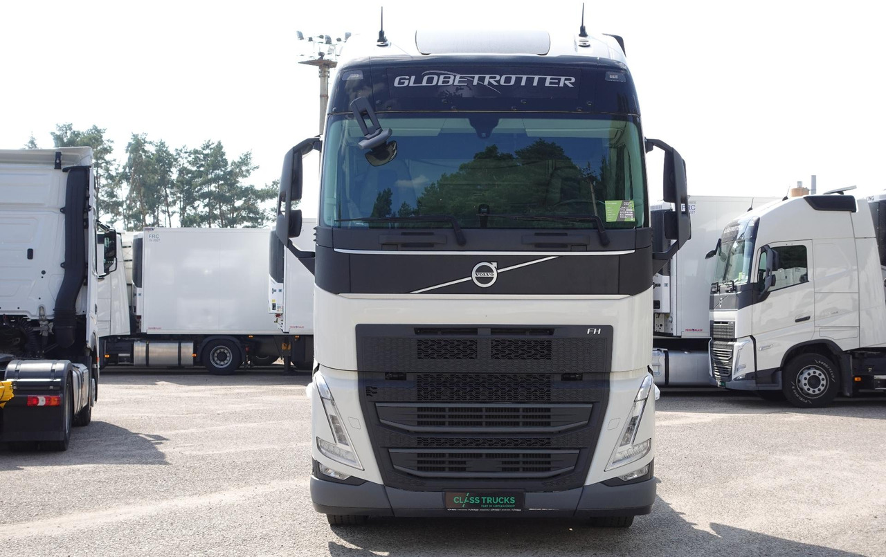 Volvo FH 500 Globetrotter XL Varios - Sattelzugmaschine: das Bild 2 Volvo FH 500 Globetrotter XL Varios - Sattelzugmaschine: das Bild 2