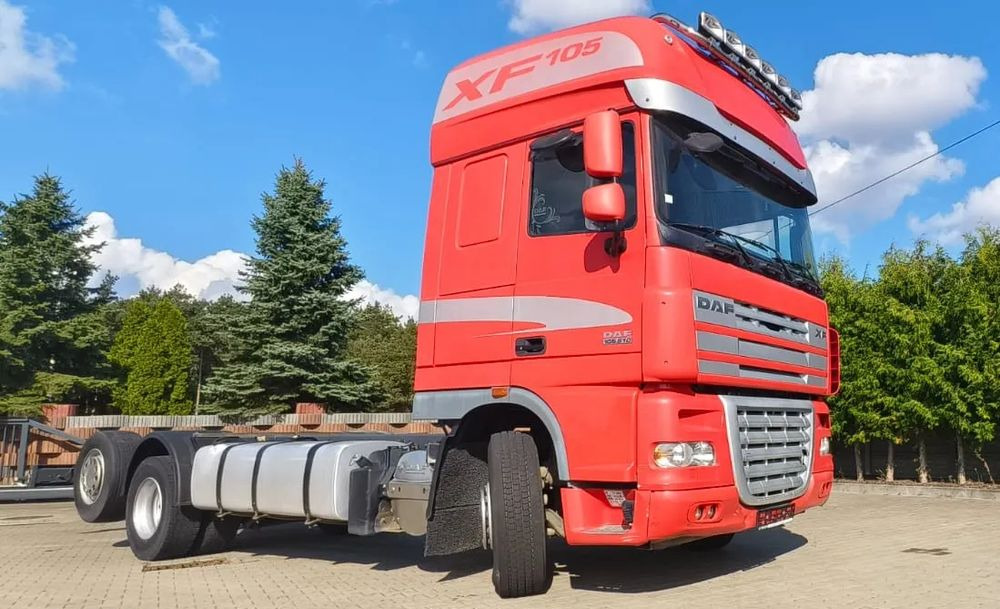 DAF XF510 pod zabudowę – 6x2/ skrętna podnoszona oś/ retarder - Fahrgestell LKW: das Bild 1 DAF XF510 pod zabudowę – 6x2/ skrętna podnoszona oś/ retarder - Fahrgestell LKW: das Bild 1