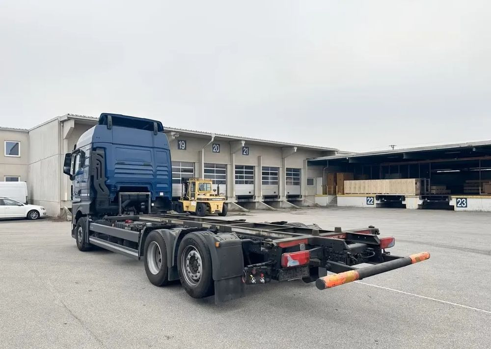 MAN TGX 26.470 6x2 | BDF | Oś podnoszona + skrętna | Retarder | Euro 6 | Automatyczna klimatyzacja | Napęd na tylne koła - Fahrgestell LKW: das Bild 4 MAN TGX 26.470 6x2 | BDF | Oś podnoszona + skrętna | Retarder | Euro 6 | Automatyczna klimatyzacja | Napęd na tylne koła - Fahrgestell LKW: das Bild 4