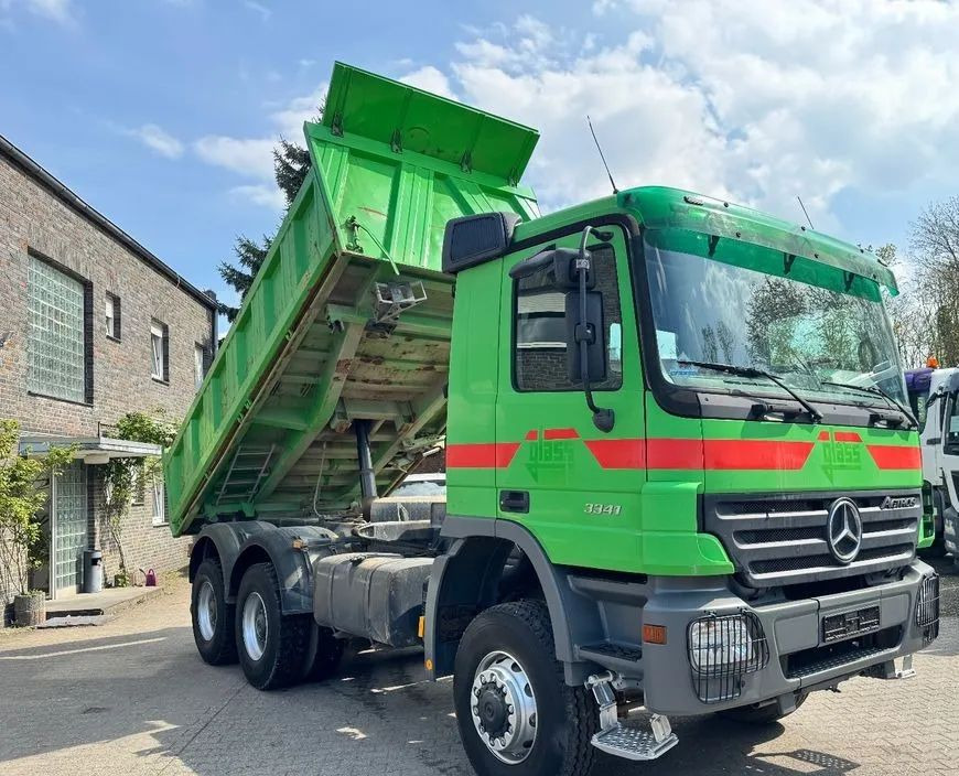 Mercedes-Benz ACTROS MPII 3341/6X6/WYWROTKA TRÓJSTRONNA /KIPPER ALLRAD/ BORDMATIK/ EURO 3 - Kipper: das Bild 1 Mercedes-Benz ACTROS MPII 3341/6X6/WYWROTKA TRÓJSTRONNA /KIPPER ALLRAD/ BORDMATIK/ EURO 3 - Kipper: das Bild 1