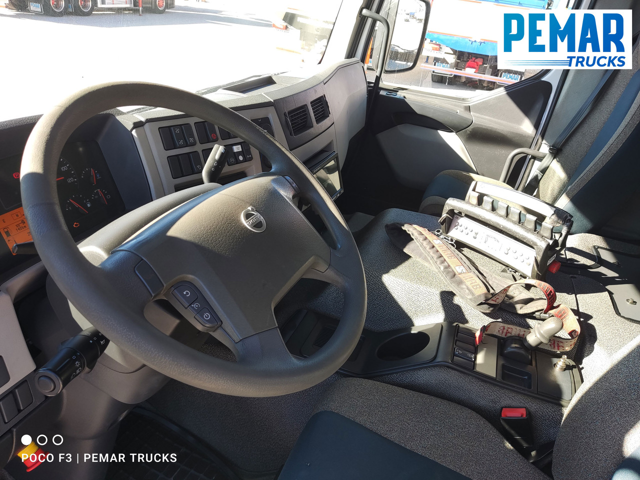 Kipper, Autokran VOLVO FE 280 GRUA MULTILIFT 18T EURO 6: das Bild 37