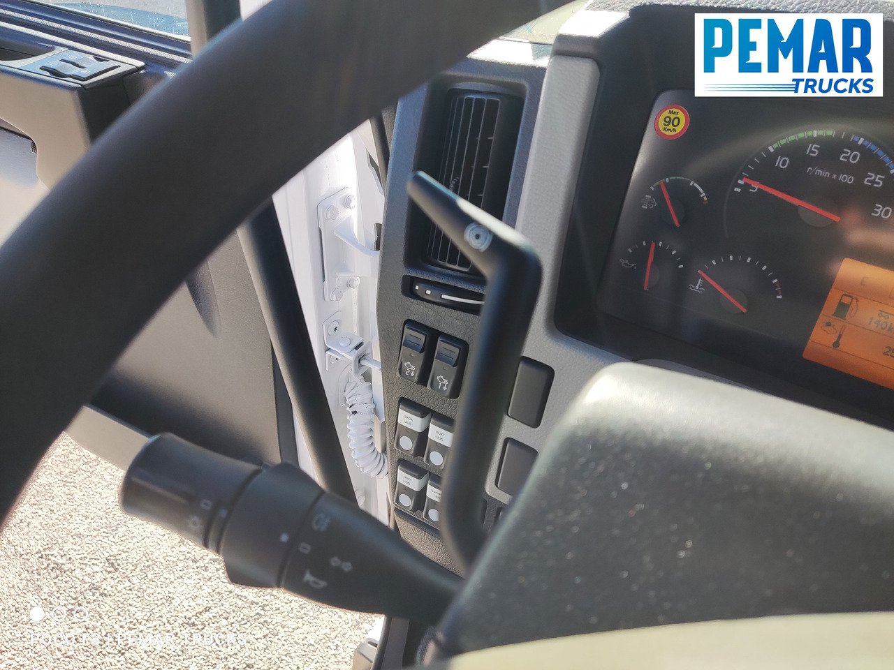 Kipper, Autokran VOLVO FE 280 GRUA MULTILIFT 18T EURO 6: das Bild 36