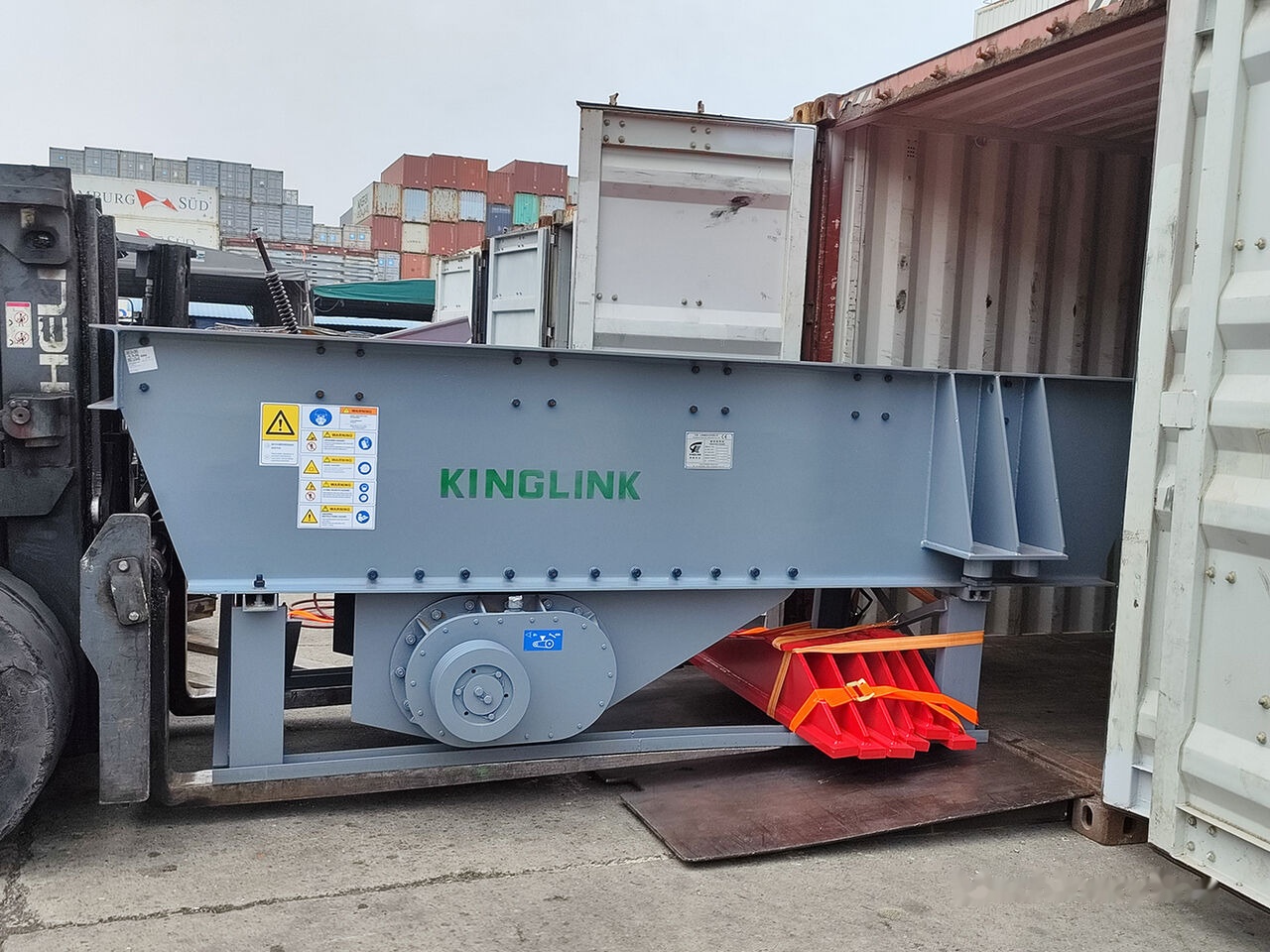 Kinglink Heavy-Duty Vibrating Grizzly Feeder ZSW380x96 - Bergbaumaschine: das Bild 1 Kinglink Heavy-Duty Vibrating Grizzly Feeder ZSW380x96 - Bergbaumaschine: das Bild 1