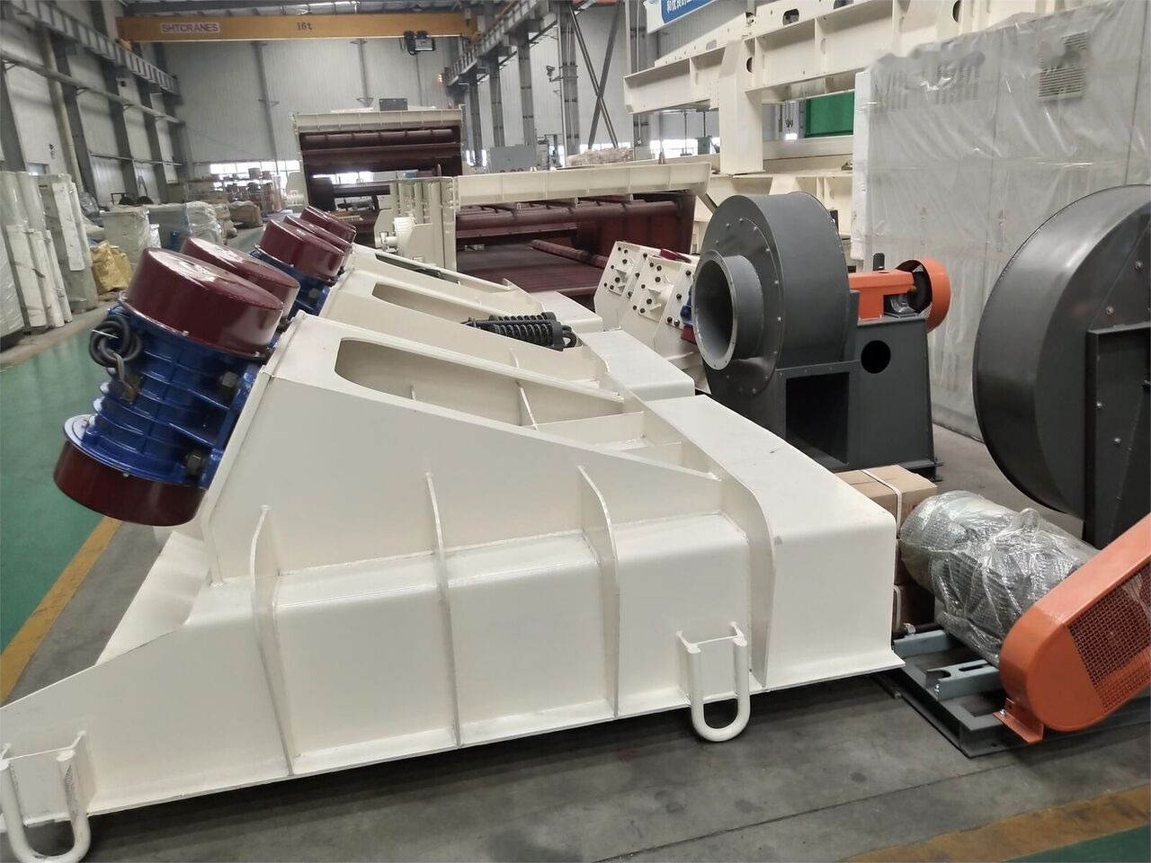 Kinglink Transit Hopper Pan Vibrating feeder GZG1012 - Bergbaumaschine: das Bild 4 Kinglink Transit Hopper Pan Vibrating feeder GZG1012 - Bergbaumaschine: das Bild 4
