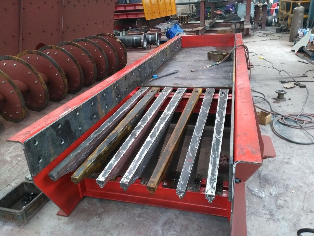 Kinglink ZSW600x150 Vibrating Feeder - Bergbaumaschine: das Bild 2 Kinglink ZSW600x150 Vibrating Feeder - Bergbaumaschine: das Bild 2