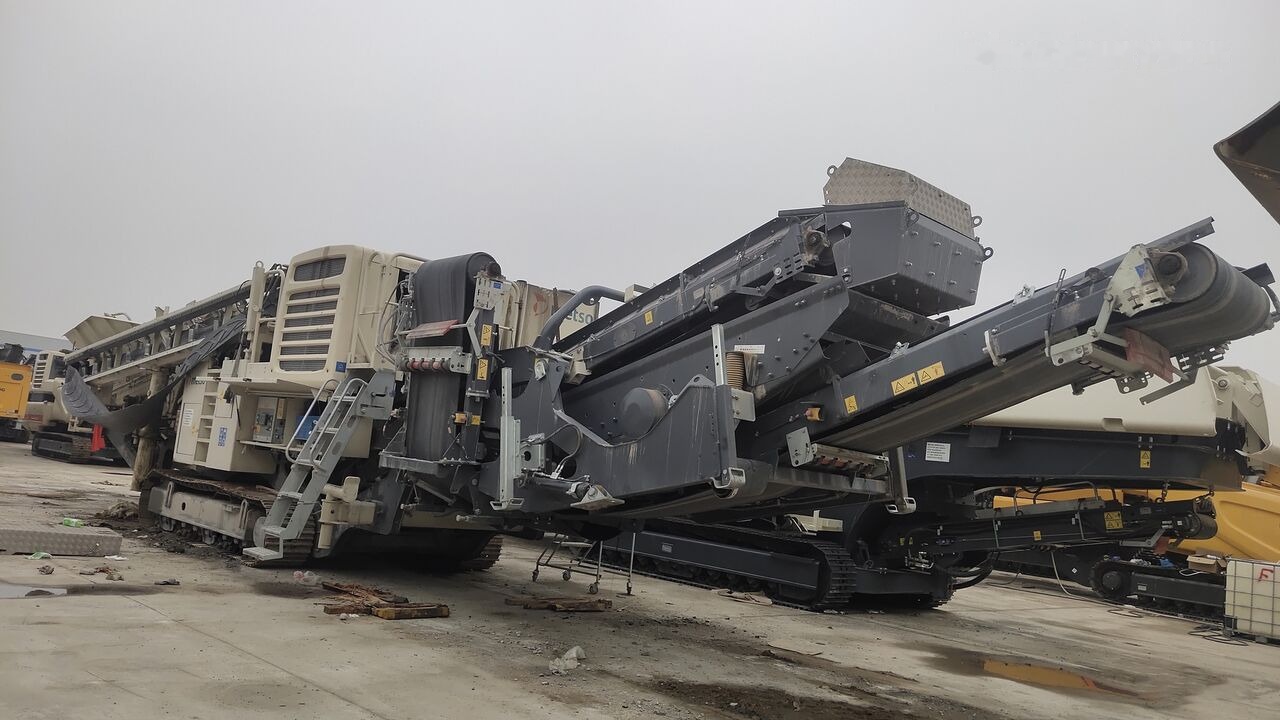 Metso Lokotrack LT200HPS MOBILE CONE CRUSHER WITH SCREEN - Mobile Brechanlage: das Bild 1 Metso Lokotrack LT200HPS MOBILE CONE CRUSHER WITH SCREEN - Mobile Brechanlage: das Bild 1
