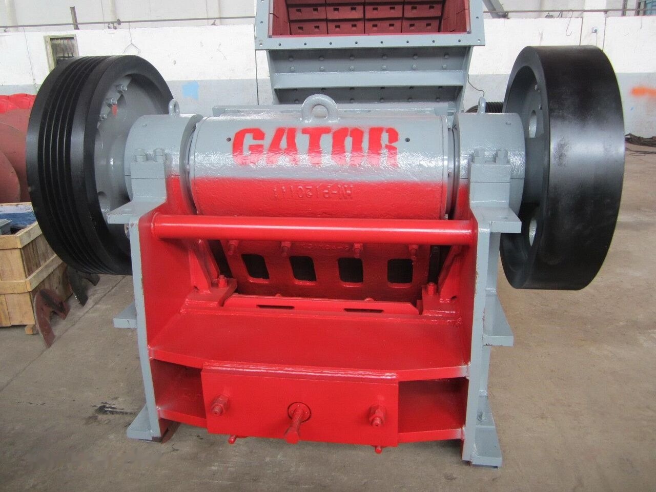 New GATOR 10x39 - Backenbrecher: das Bild 1 New GATOR 10x39 - Backenbrecher: das Bild 1
