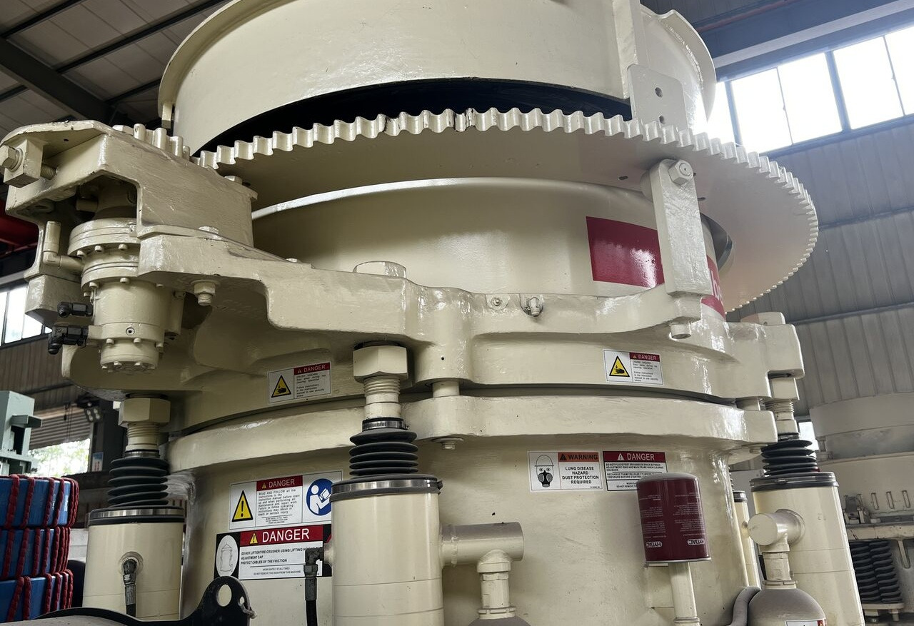Nordberg Metso HP300 Cone Crusher - Kegelbrecher: das Bild 2 Nordberg Metso HP300 Cone Crusher - Kegelbrecher: das Bild 2