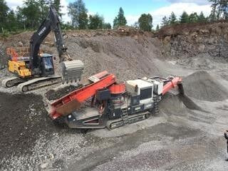 Sandvik QS331 Mobile Crushing Plant - Mobile Brechanlage: das Bild 4 Sandvik QS331 Mobile Crushing Plant - Mobile Brechanlage: das Bild 4