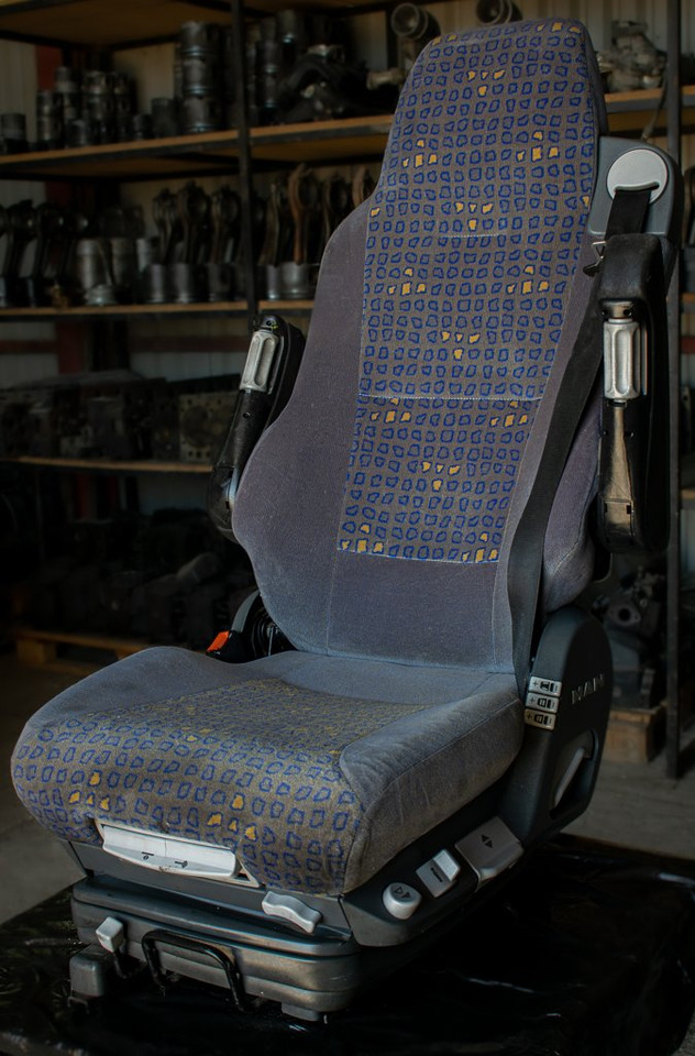 MAN TGA AIR SEAT - DRIVER - Sitz für LKW: das Bild 2 MAN TGA AIR SEAT - DRIVER - Sitz für LKW: das Bild 2