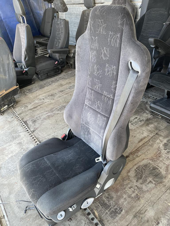 MERCEDES-BENZ ATEGO 3 AIR DRIVER SEAT - Sitz für LKW: das Bild 3 MERCEDES-BENZ ATEGO 3 AIR DRIVER SEAT - Sitz für LKW: das Bild 3
