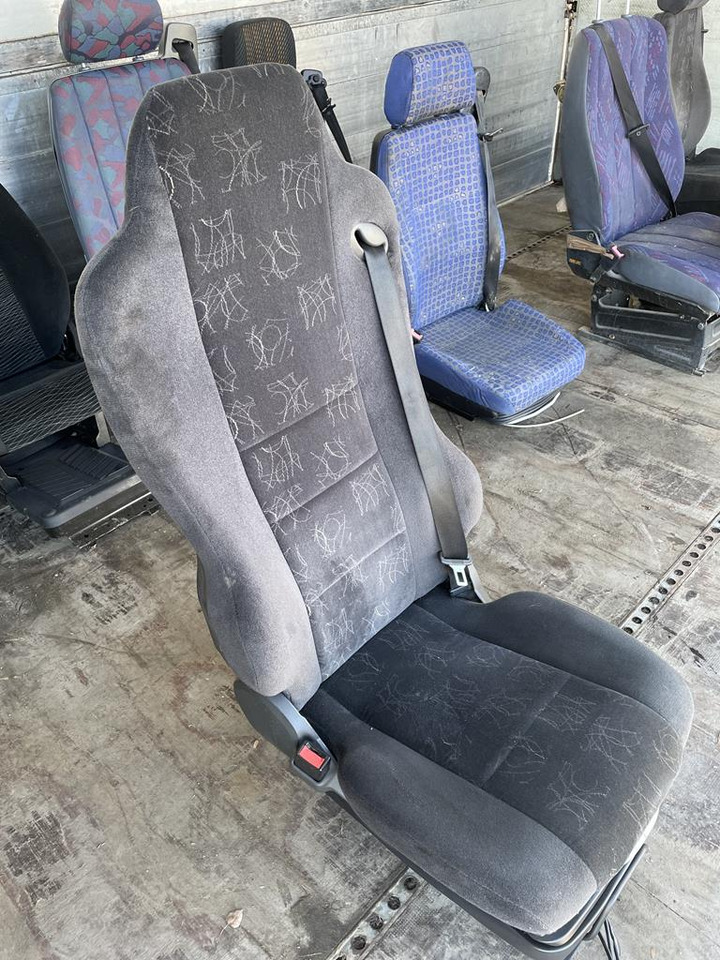 MERCEDES-BENZ ATEGO 3 AIR DRIVER SEAT - Sitz für LKW: das Bild 2 MERCEDES-BENZ ATEGO 3 AIR DRIVER SEAT - Sitz für LKW: das Bild 2