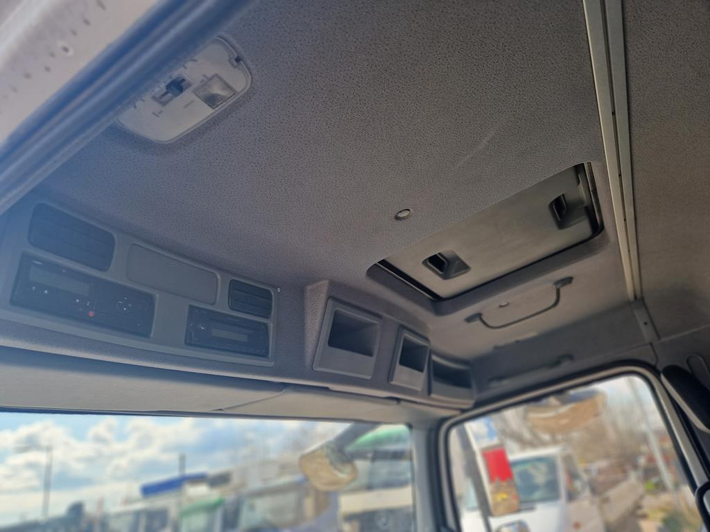 MERCEDES-BENZ ATEGO 816 - Plane LKW: das Bild 4 MERCEDES-BENZ ATEGO 816 - Plane LKW: das Bild 4