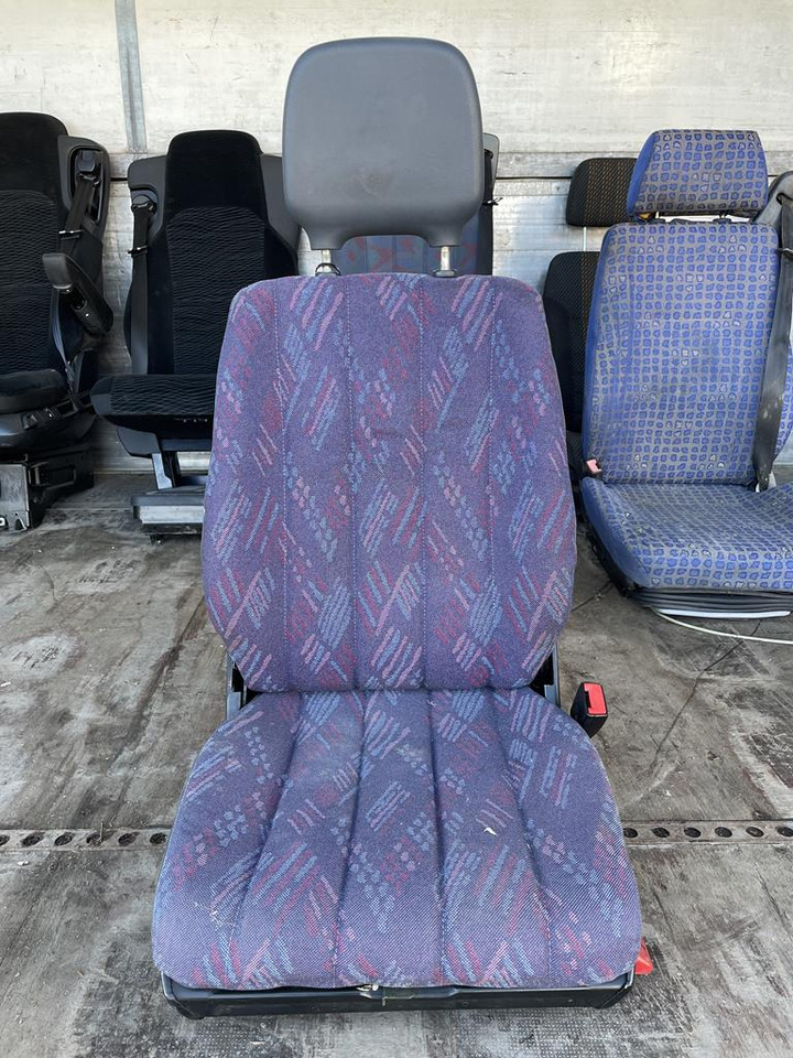MERCEDES-BENZ ATEGO - Sitz für LKW: das Bild 1 MERCEDES-BENZ ATEGO - Sitz für LKW: das Bild 1