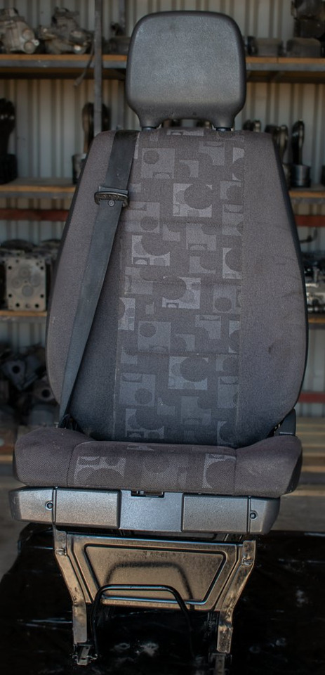 MERCEDES-BENZ ATEGO II - PASSENGER - Sitz für LKW: das Bild 1 MERCEDES-BENZ ATEGO II - PASSENGER - Sitz für LKW: das Bild 1