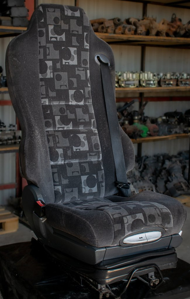 MERCEDES-BENZ AXOR AIR SEAT - DRIVER - Sitz für LKW: das Bild 3 MERCEDES-BENZ AXOR AIR SEAT - DRIVER - Sitz für LKW: das Bild 3