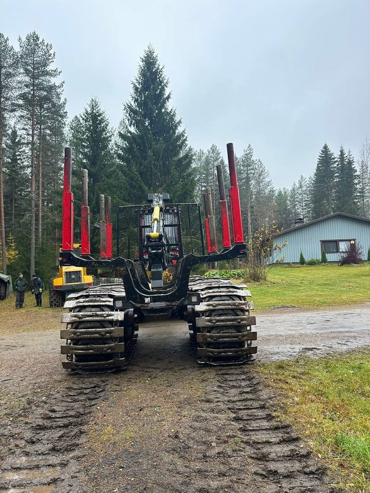 Komatsu 845 - Forwarder: das Bild 5 Komatsu 845 - Forwarder: das Bild 5